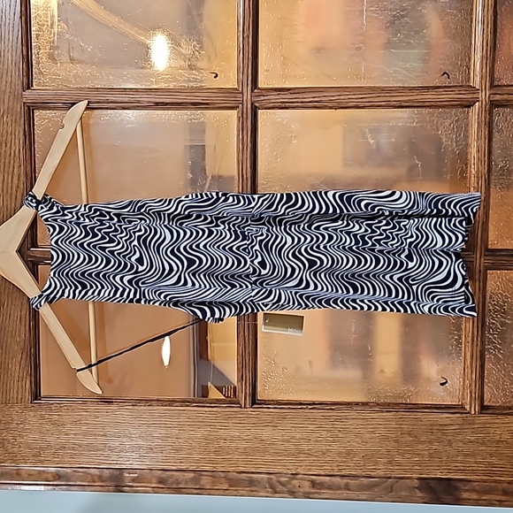 NWT Michael Kors Women's Tank Top - Picture 4 of 6